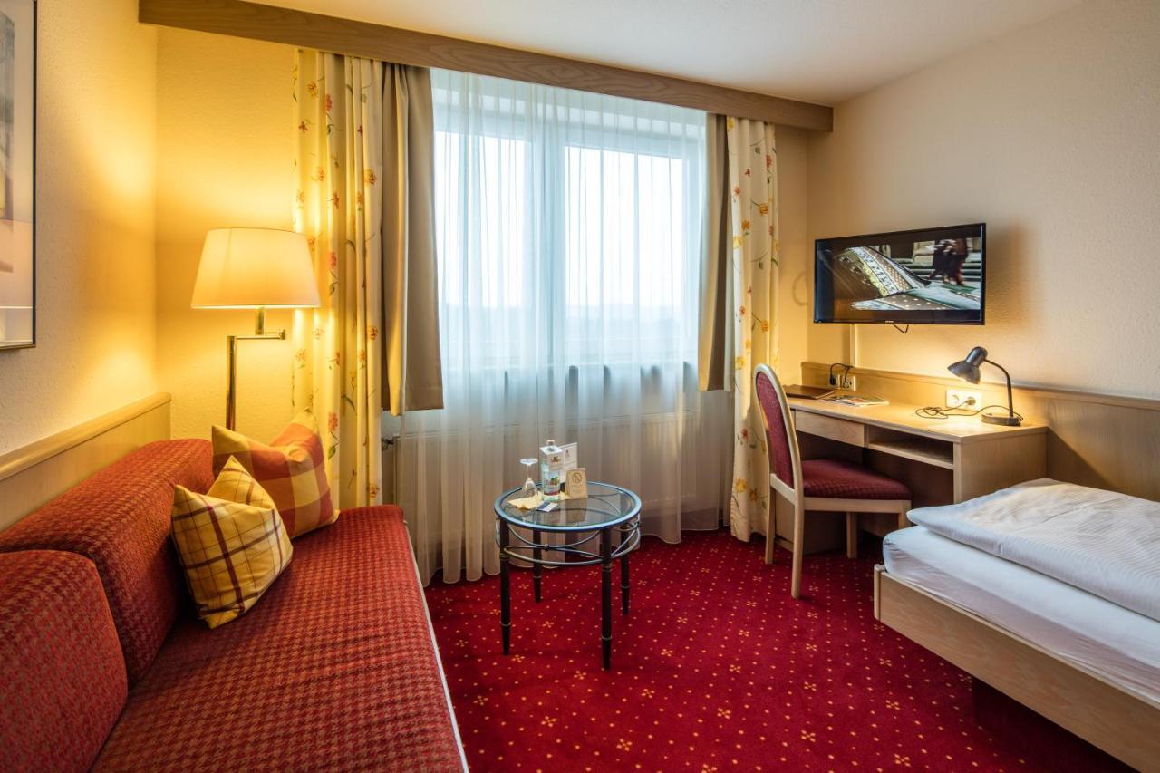 Blessings Landhotel Lehnenberg ภายนอก รูปภาพ